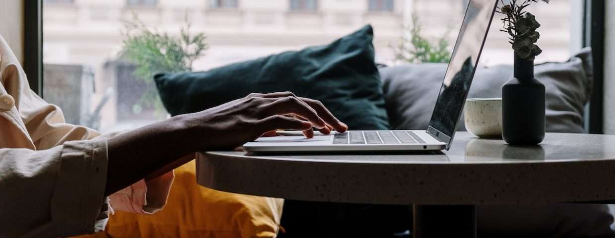 self taught UI/UX designer : The 2023 guide